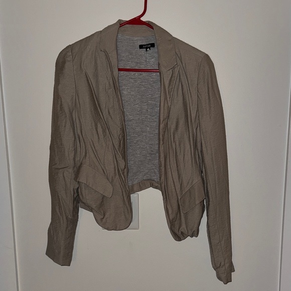 Apt. 9 Jackets & Blazers - ❌LAST CHANCE❌ Apt. 9 Light Taupe Open-Front Women's Pocket Blazer